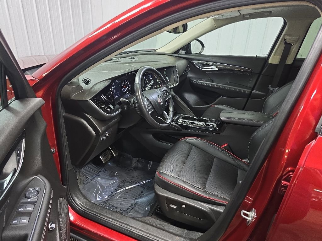 Used 2022 Buick Envision Essence w/ Sport Touring Package AWD/4WD image 29