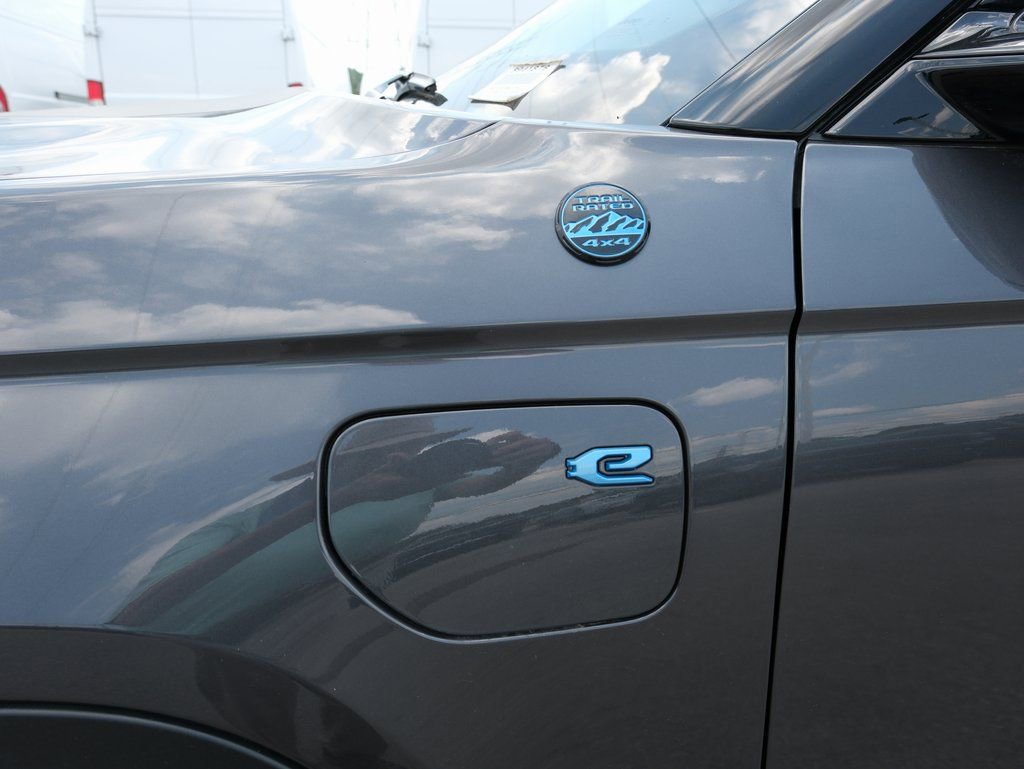 Used 2024 Jeep Grand Cherokee Trailhawk image 15