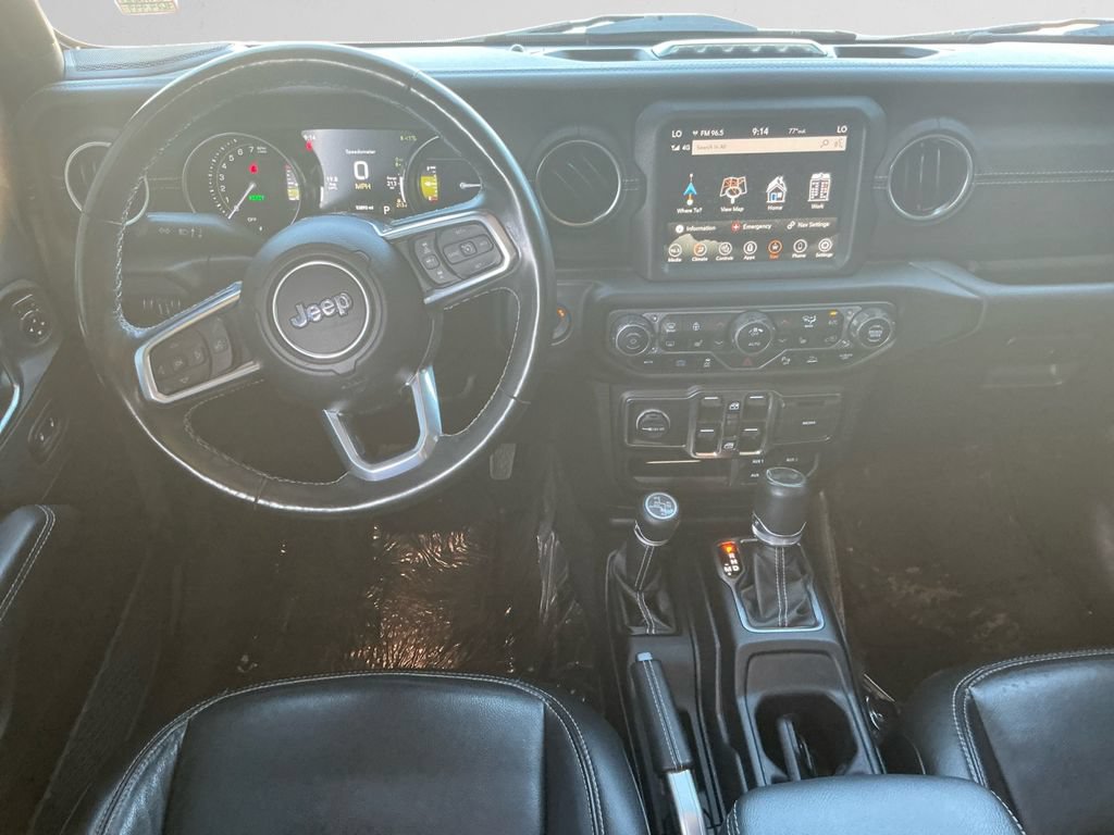 Used 2022 Jeep Wrangler Unlimited Sahara w/ Cold Weather Group AWD/4WD image 10