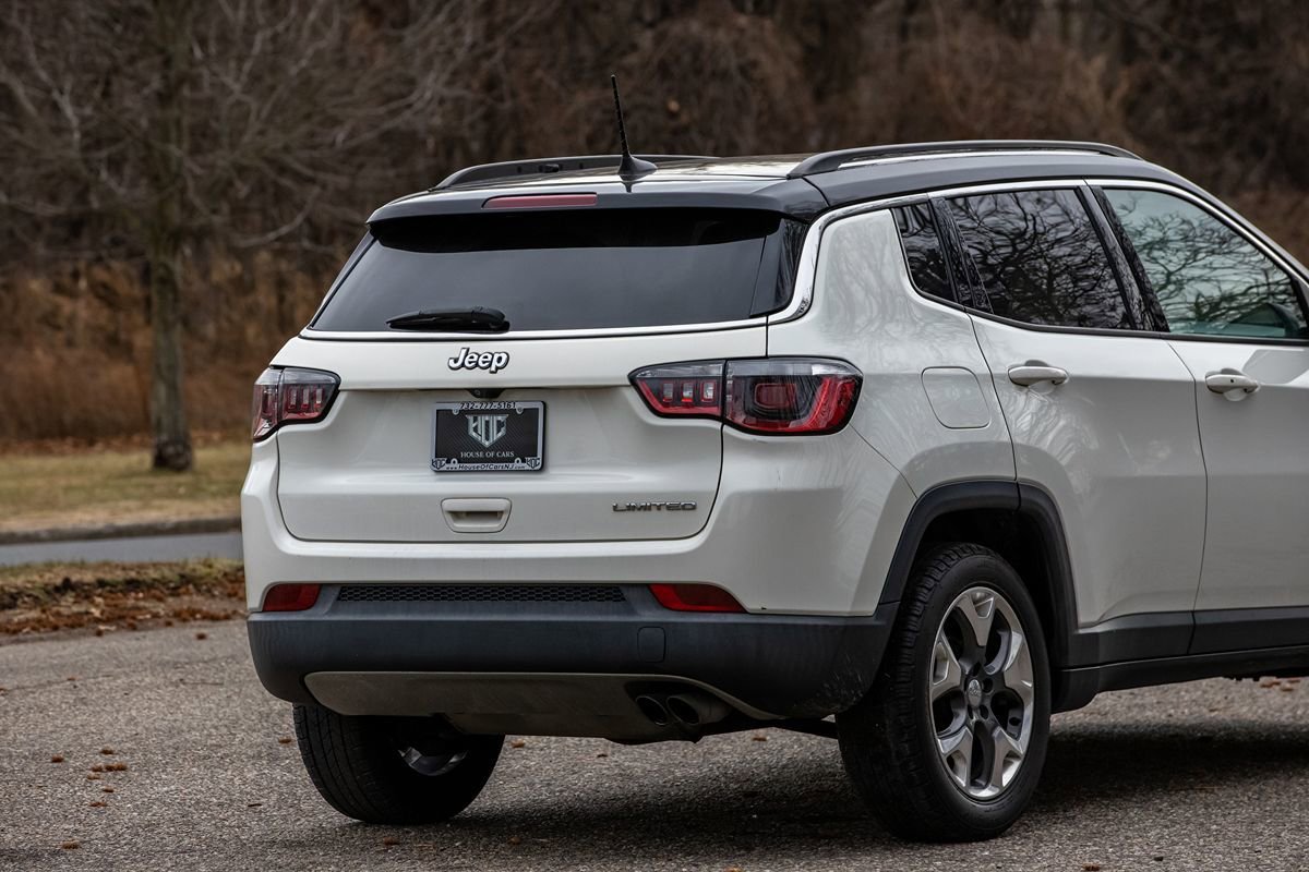 Used 2018 Jeep Compass Limited w/ Navigation Group image 5