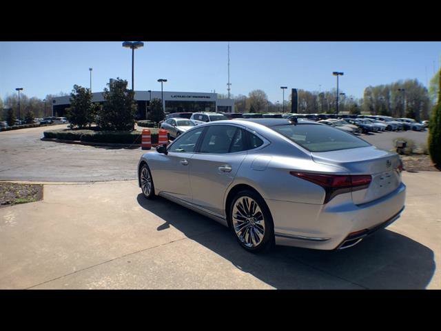 Certified 2022 Lexus LS 500 AWD w/ Interior Upgrade Package image 6