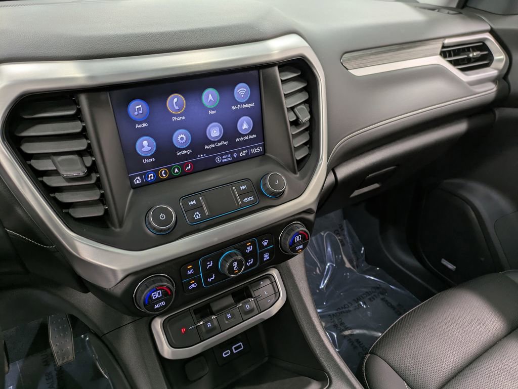 Used 2023 GMC Acadia SLT w/ Elevation Edition image 12