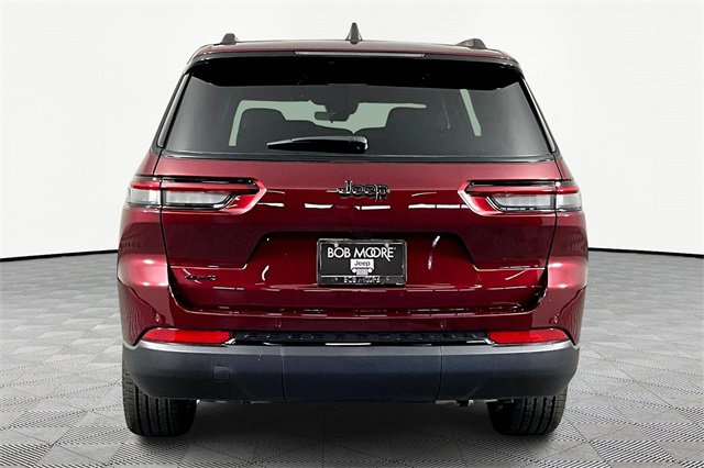New 2025 Jeep Grand Cherokee L Altitude image 5