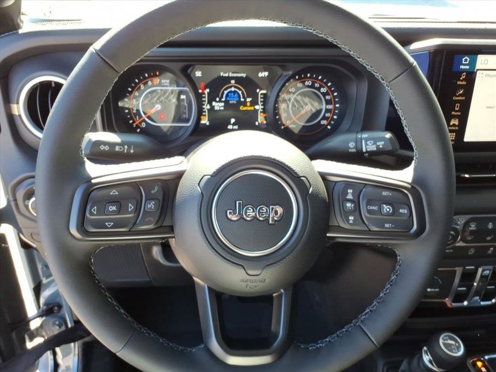 New 2025 Jeep Gladiator Sport image 12