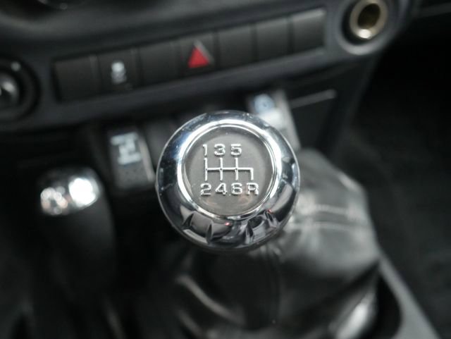 Used 2017 Jeep Wrangler Unlimited Sport AWD/4WD image 18