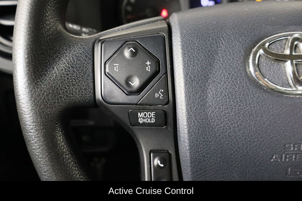 Used 2019 Toyota Tacoma SR image 8