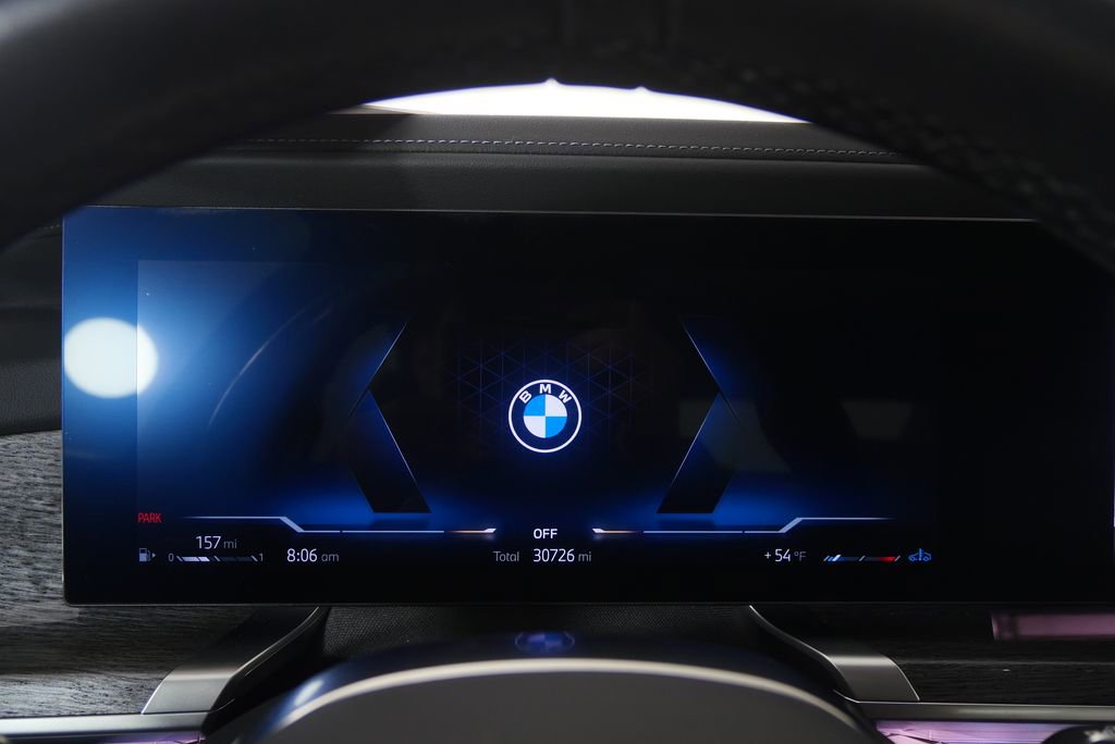 Certified 2023 BMW 760i xDrive w/ Executive Package image 23