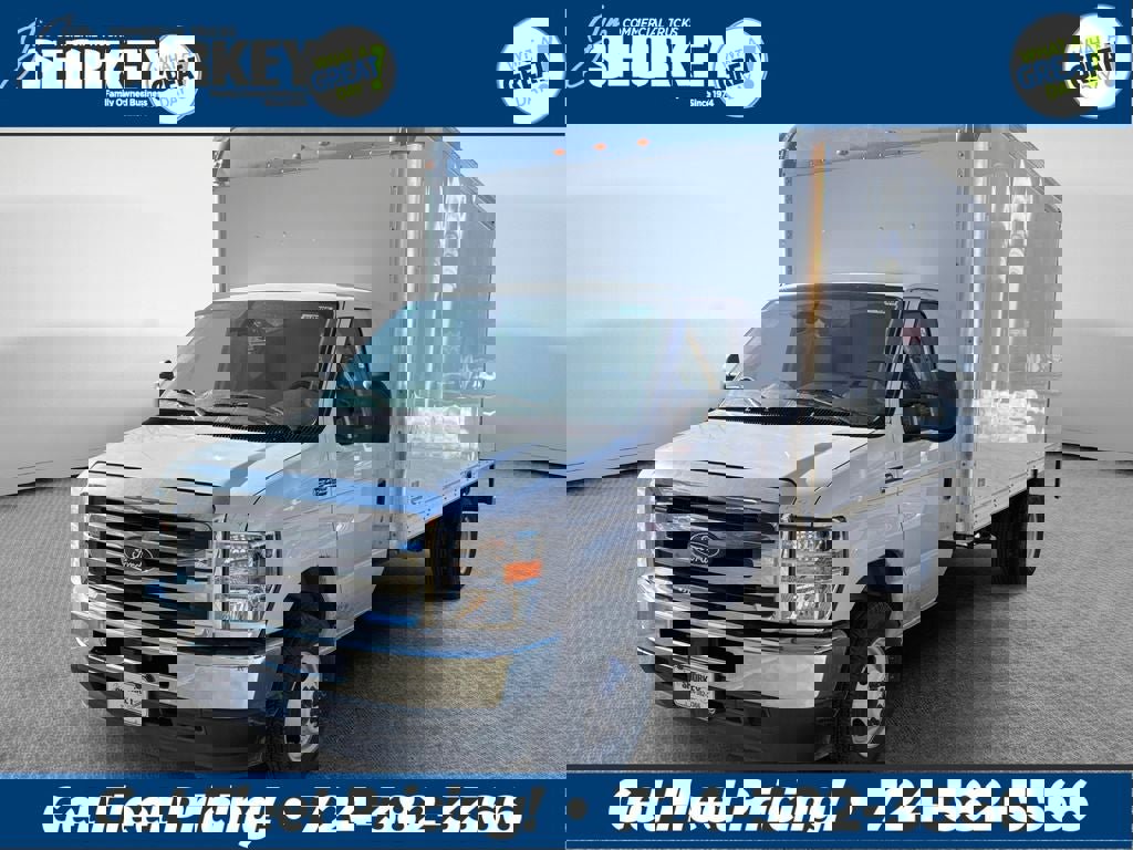 New 2026 Ford E-450 and Econoline 450 Super Duty w/ Driver's Safety Package RWD image 8