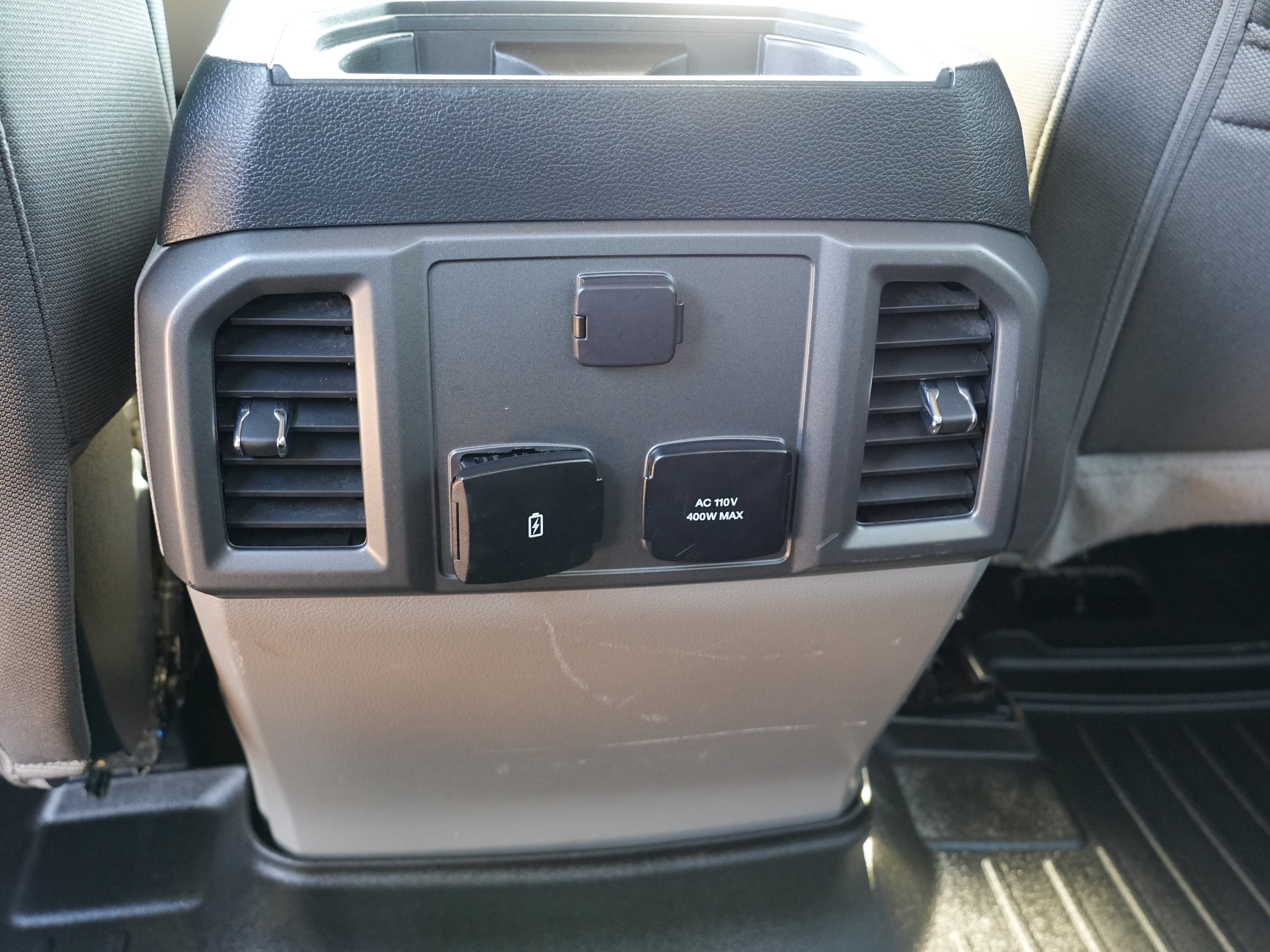 Used 2019 Ford F150 XLT w/ Equipment Group 302A Luxury AWD/4WD image 26
