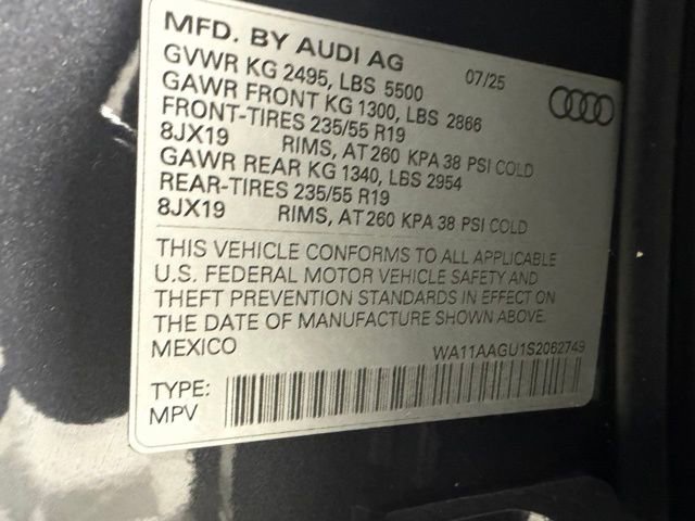 Used 2025 Audi Q5 Premium w/ Convenience Package AWD/4WD image 26