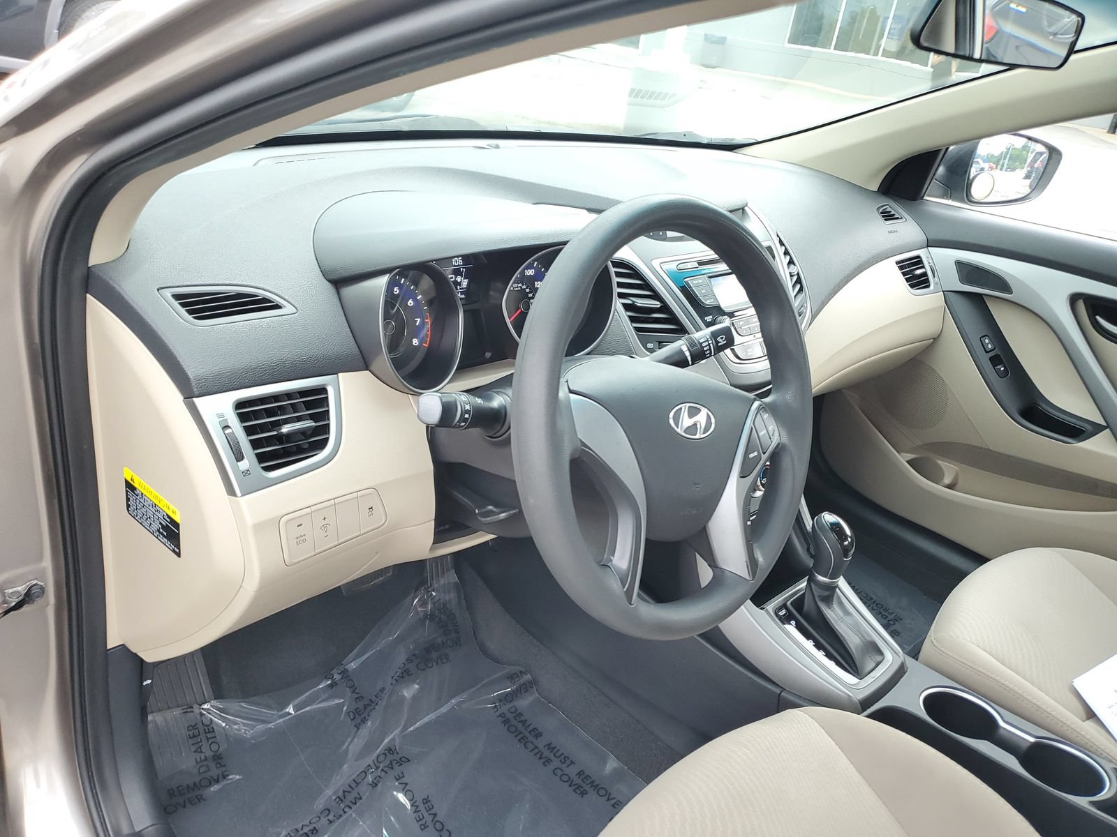 Used 2016 Hyundai Elantra SE FWD image 18