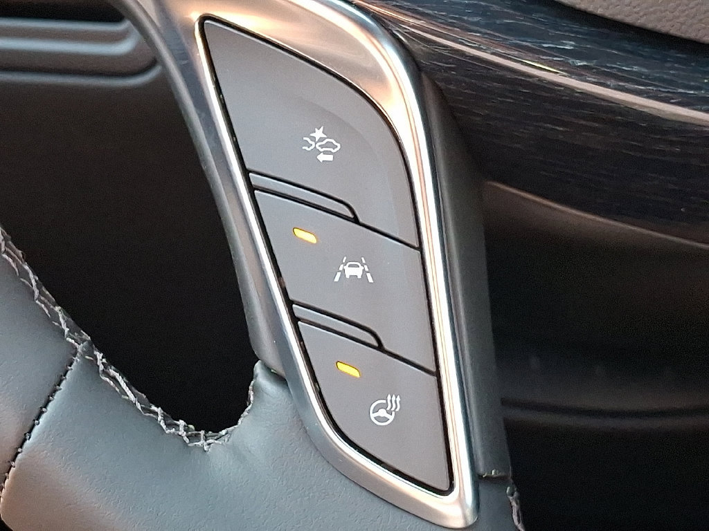 New 2025 Cadillac XT5 Premium Luxury AWD/4WD image 15