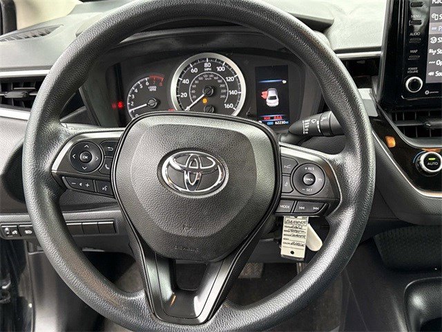 Used 2022 Toyota Corolla LE image 18