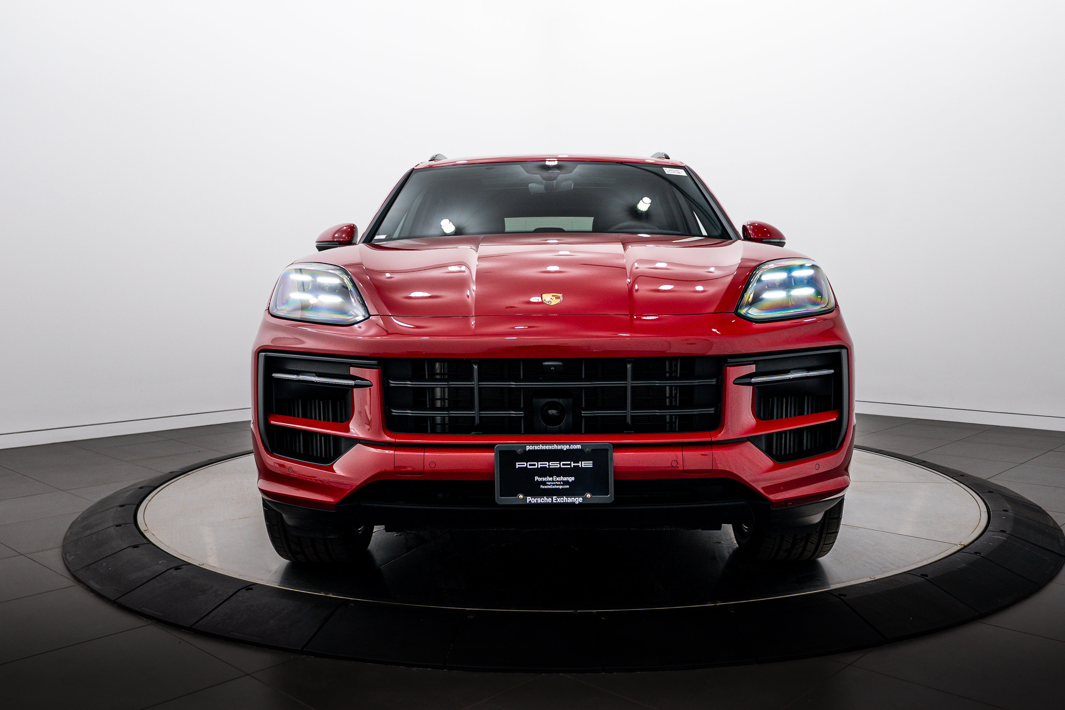 Certified 2026 Porsche Cayenne AWD/4WD image 10