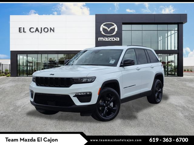 Used 2023 Jeep Grand Cherokee Limited w/ Black Appearance Package AWD/4WD image 1