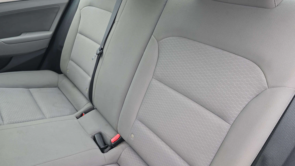 Used 2020 Hyundai Elantra Value Edition FWD image 11