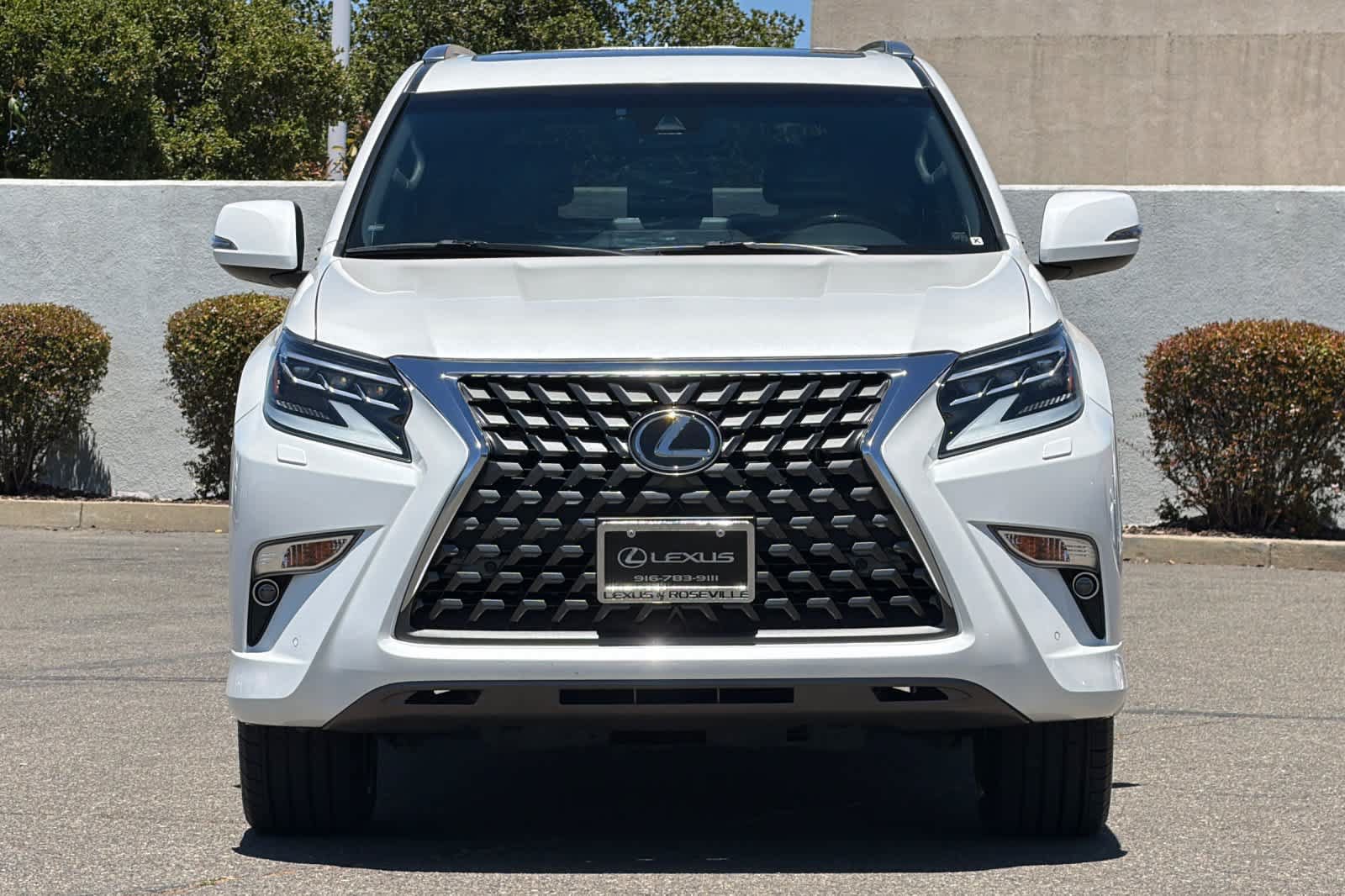 Used 2022 Lexus GX 460 Premium w/ Premium Package AWD/4WD image 10