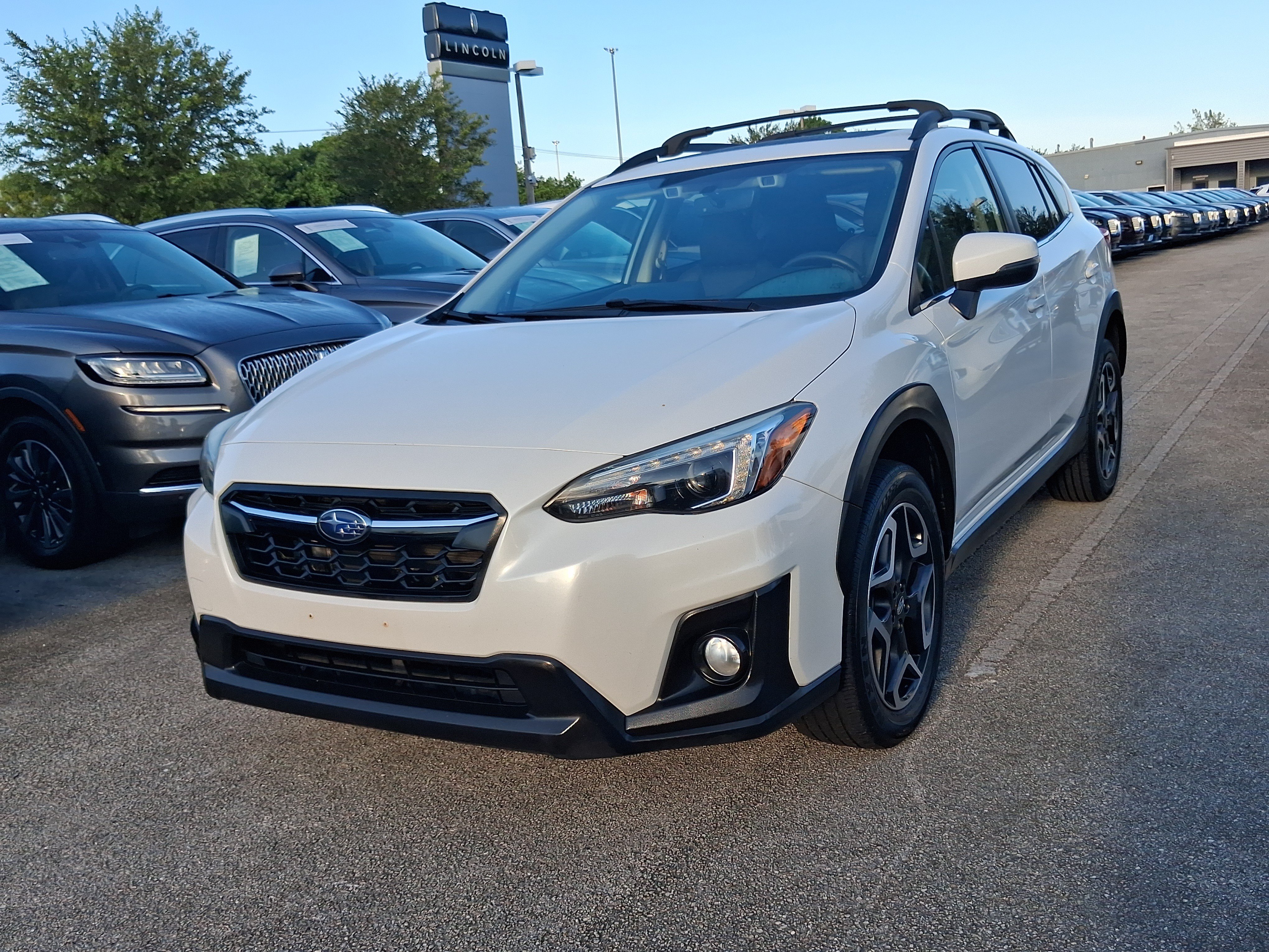 Used 2019 Subaru Crosstrek 2.0i Limited w/ Moonroof Package w/Navigation AWD/4WD image 2