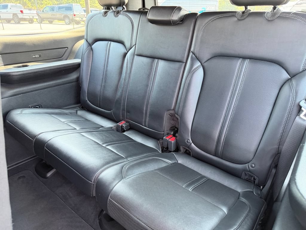 Used 2022 Jeep Wagoneer Series II AWD/4WD image 15