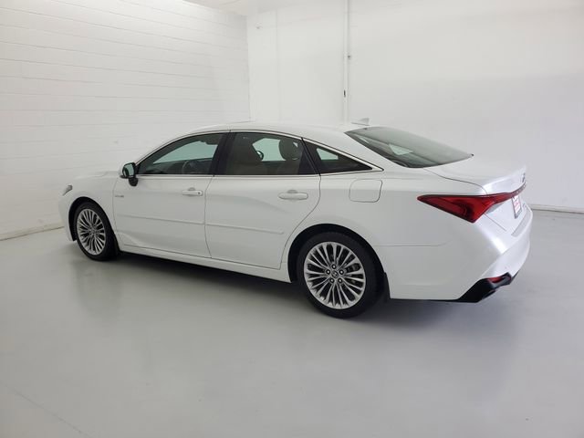 Used 2019 Toyota Avalon Limited w/ Advanced Safety Package image 7