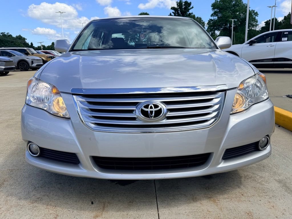 Used 2008 Toyota Avalon Limited FWD image 2