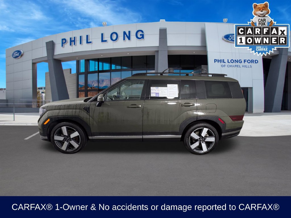 Used 2024 Hyundai Santa Fe Limited AWD/4WD image 2