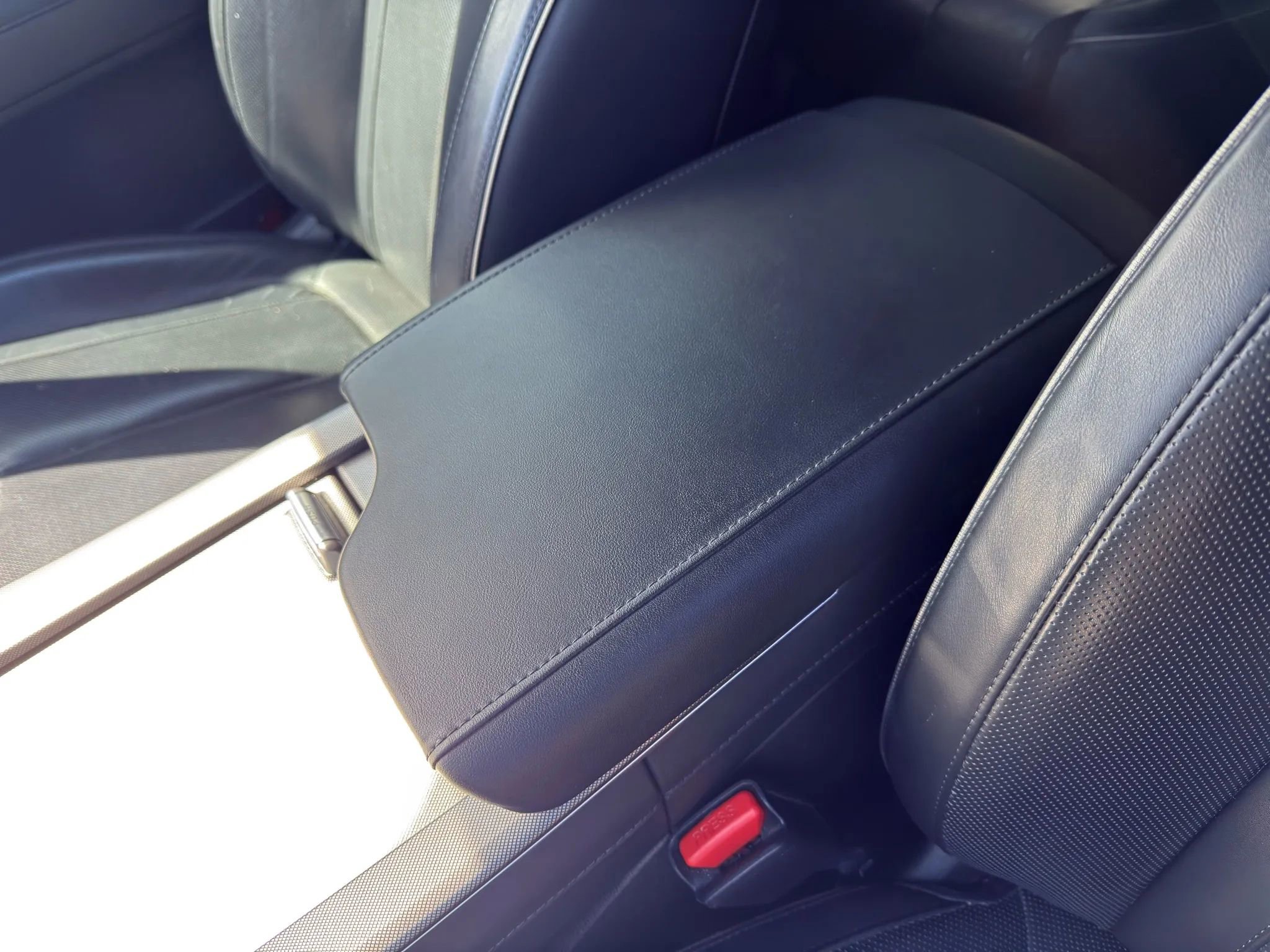 Used 2022 Hyundai Palisade Calligraphy image 32