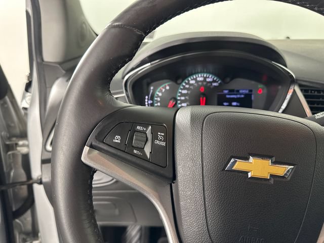 Used 2019 Chevrolet Trax LT w/ LT Convenience Package AWD/4WD image 25