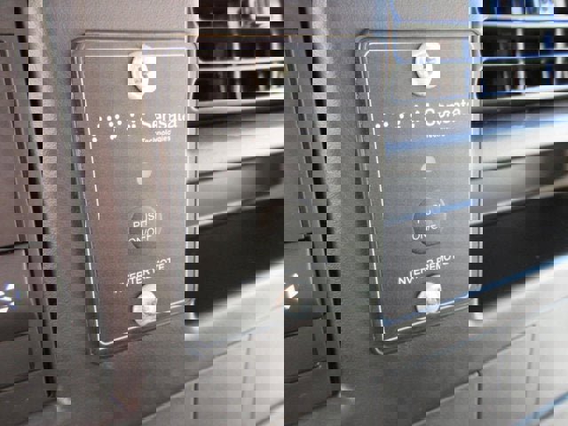 Used 2013 Chevrolet Express 1500 RWD image 10