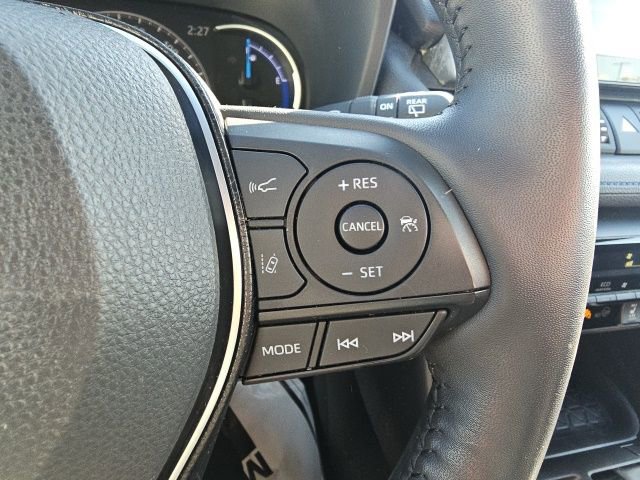 Used 2020 Toyota RAV4 XSE w/ XSE Grade Weather Package image 18