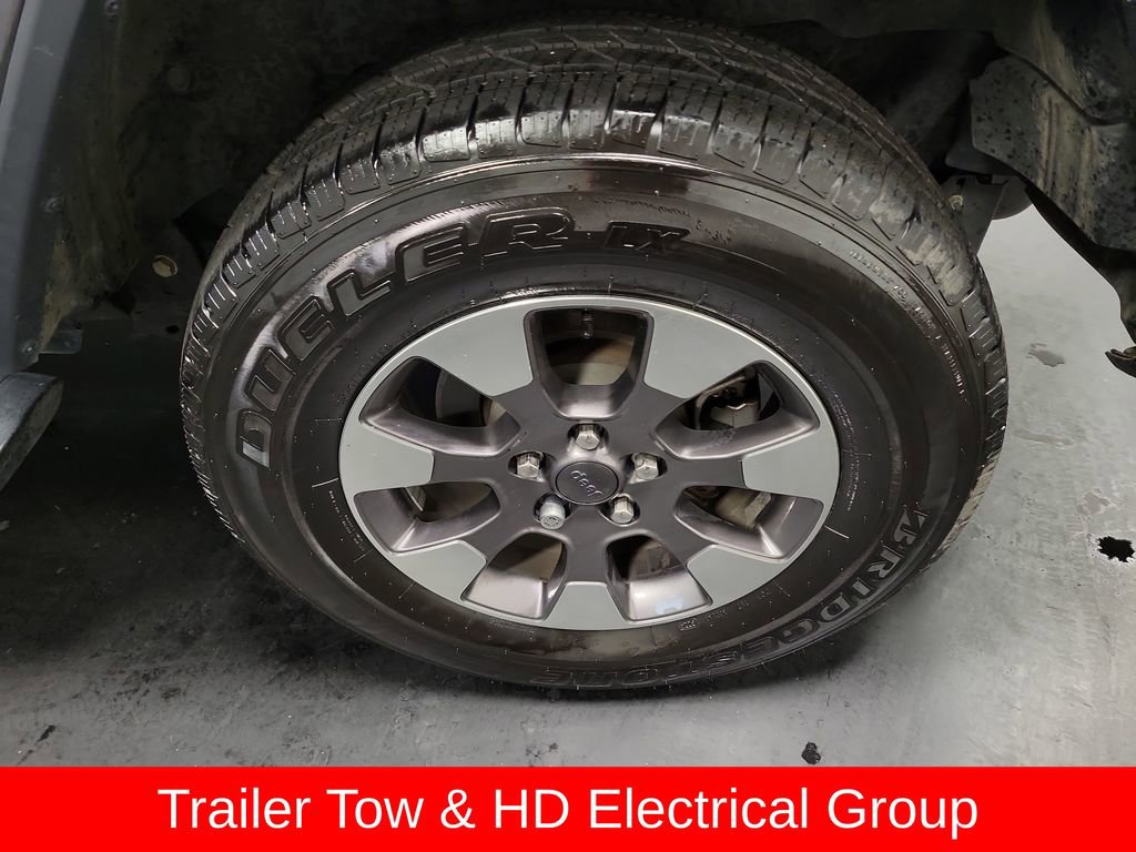 Used 2020 Jeep Wrangler Unlimited Sahara image 11