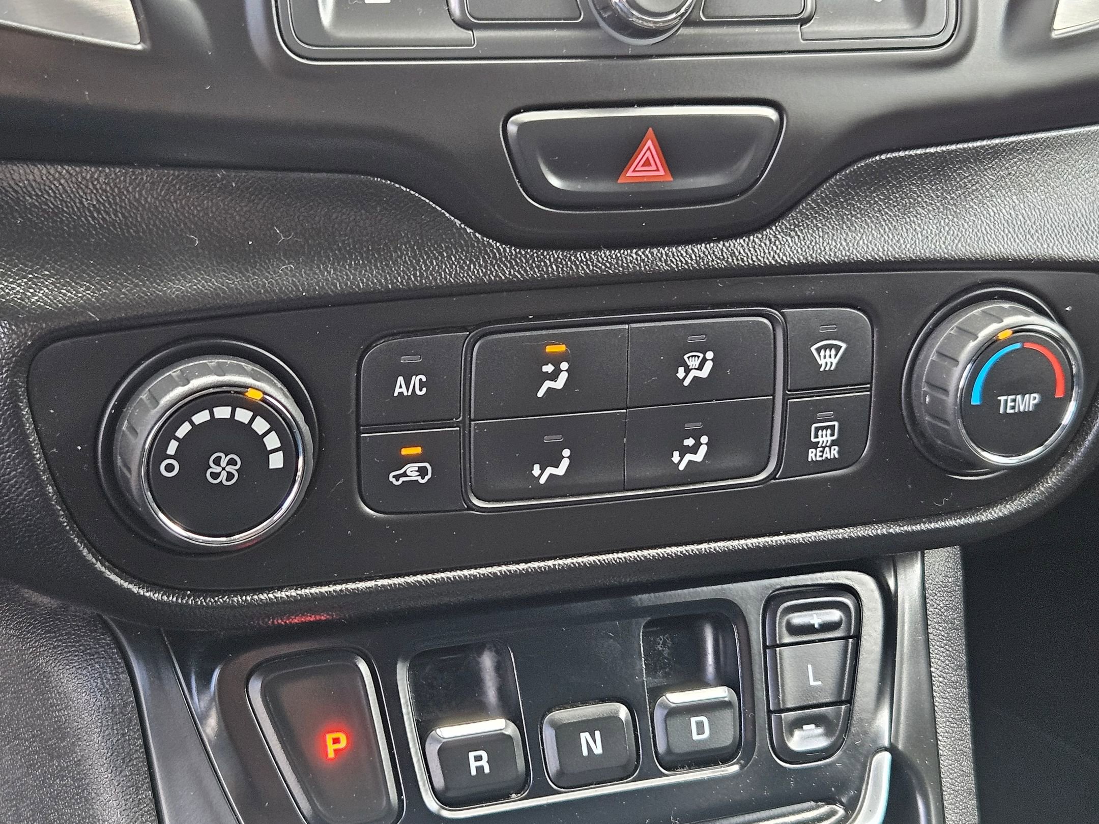 Used 2018 GMC Terrain SLE image 20