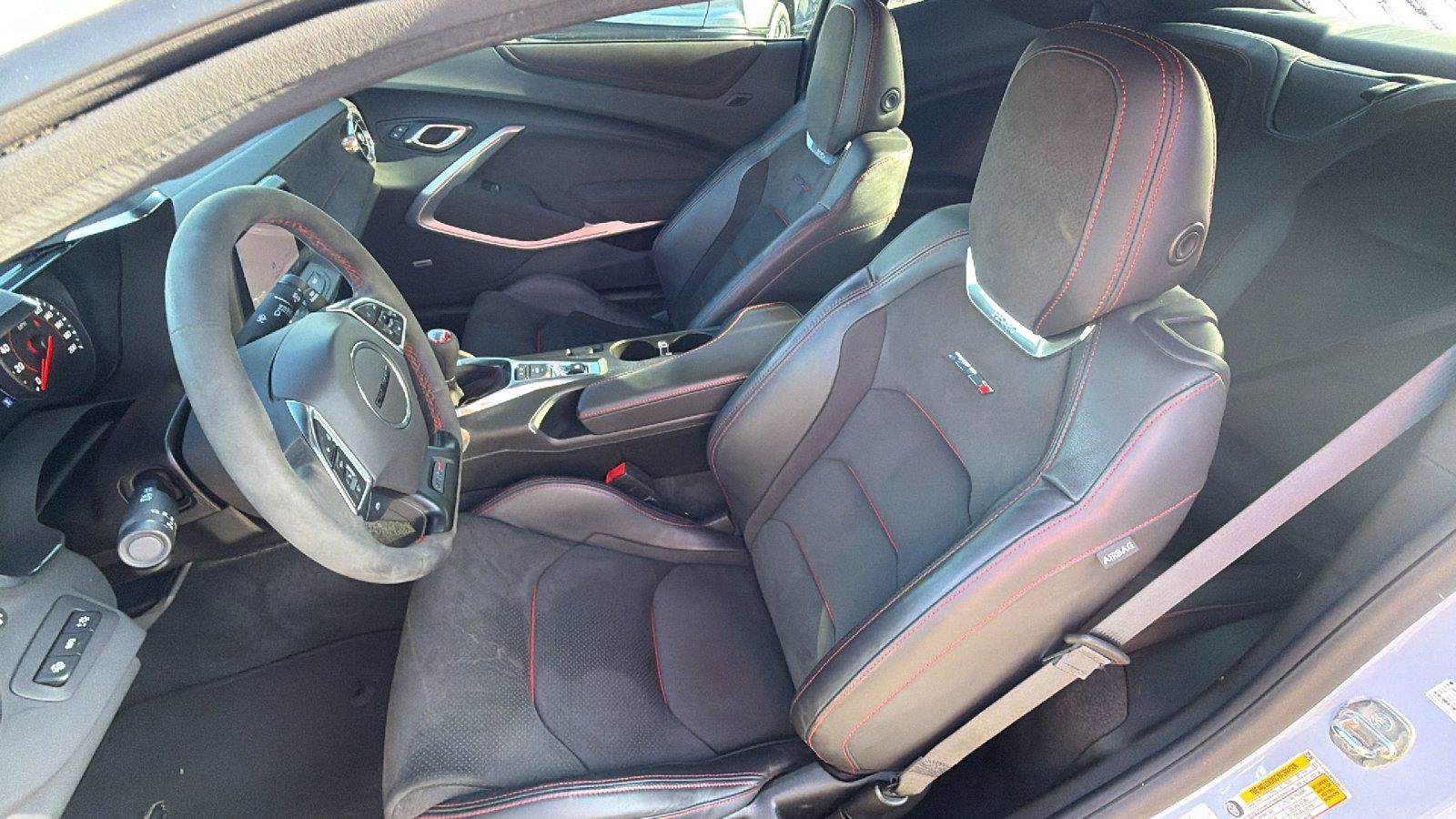 Used 2023 Chevrolet Camaro ZL1 RWD image 4