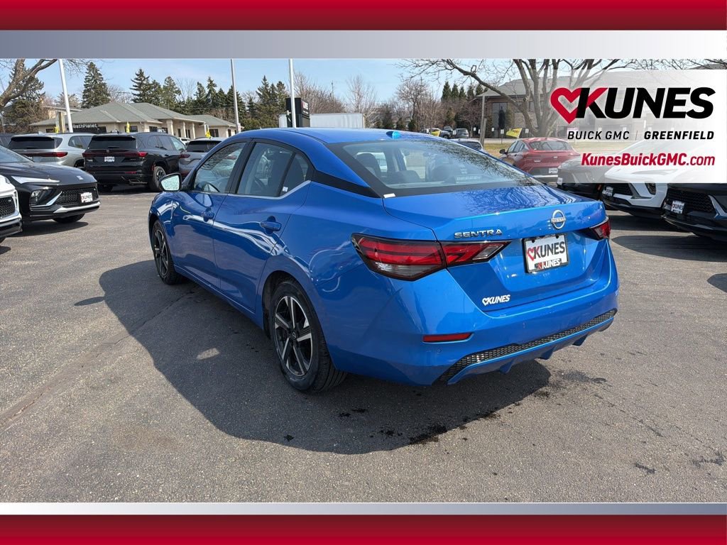 Used 2025 Nissan Sentra SV FWD image 8