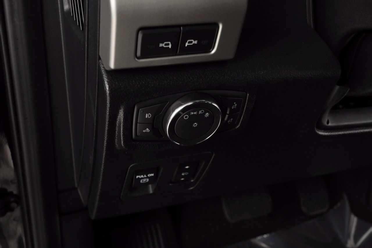 Used 2019 Ford F150 Lariat image 28