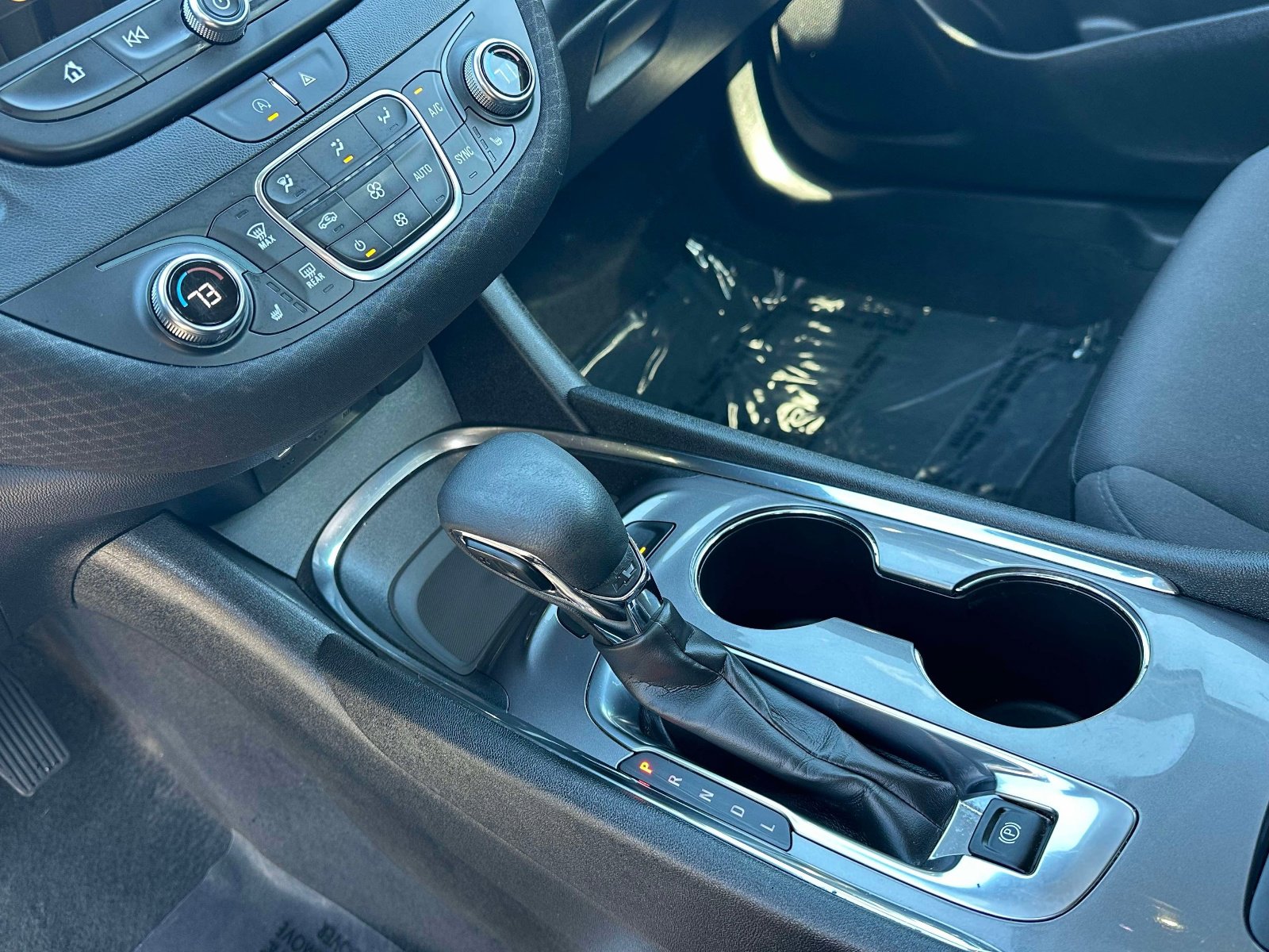 Used 2023 Chevrolet Malibu LT w/ Driver Confidence Package image 16