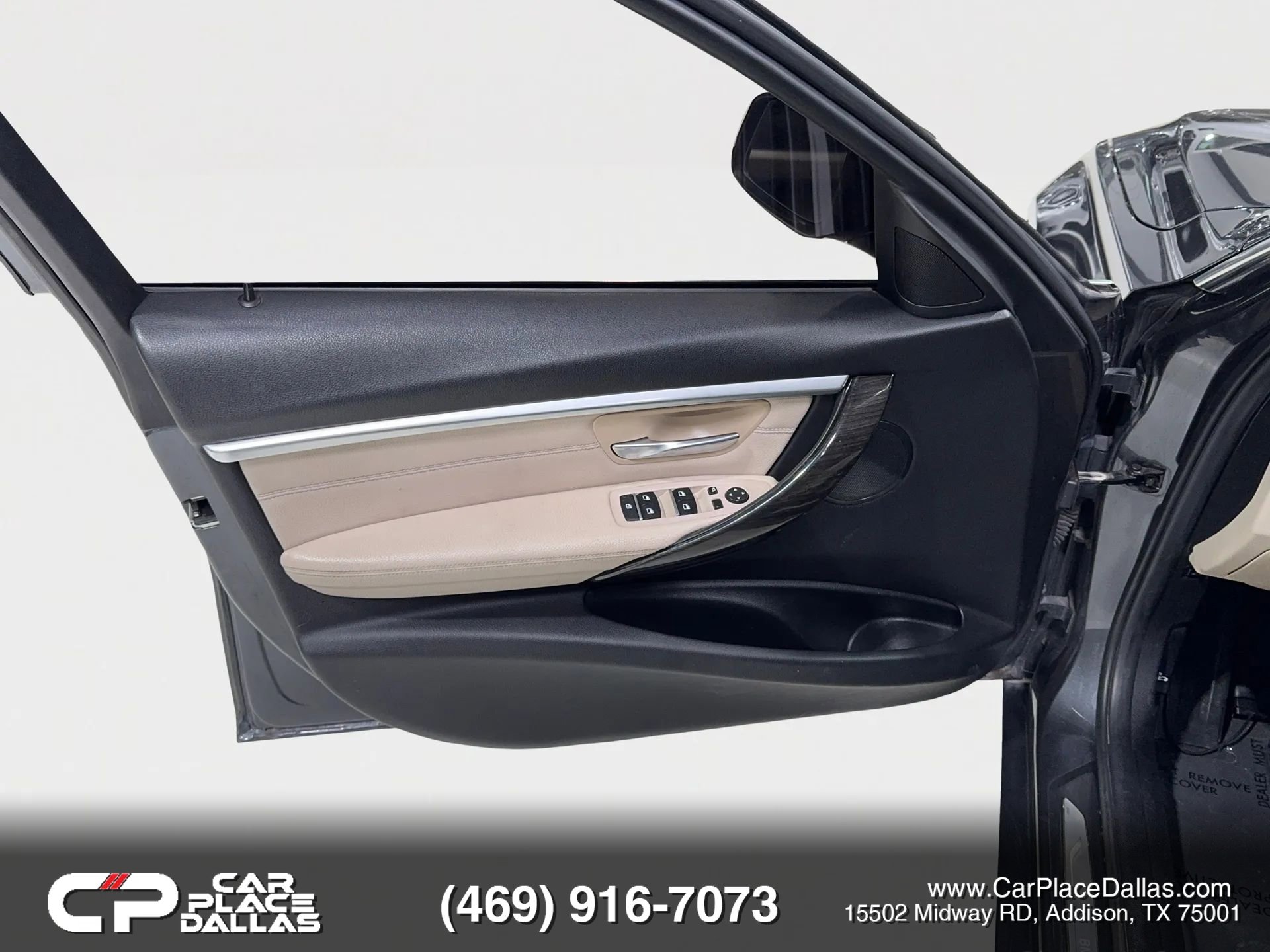 Used 2017 BMW 330i Sedan RWD image 18