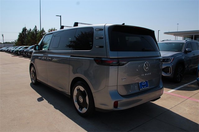 New 2025 Volkswagen ID. Buzz Pro S image 5