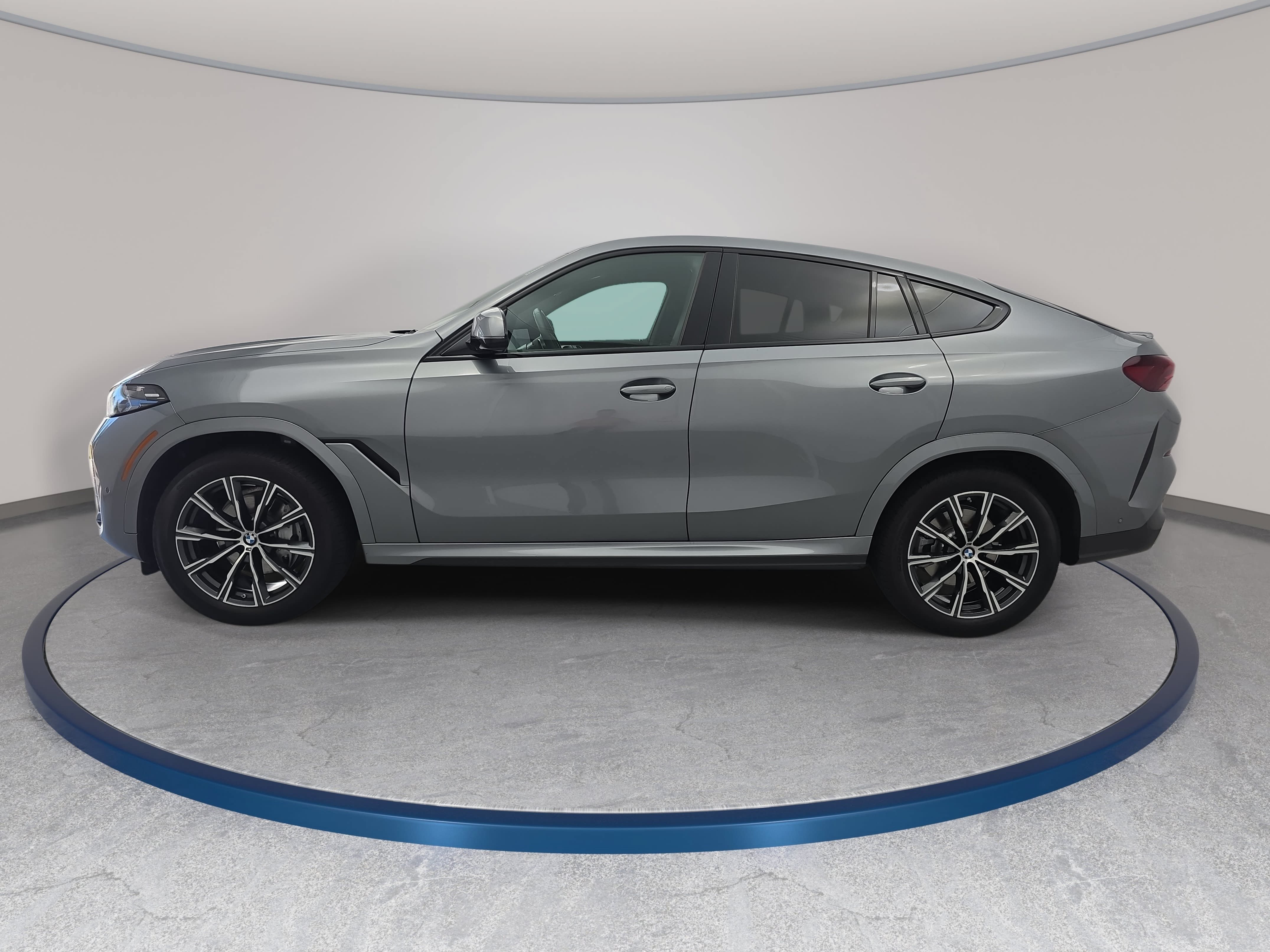 Used 2025 BMW X6 xDrive40i AWD/4WD image 8