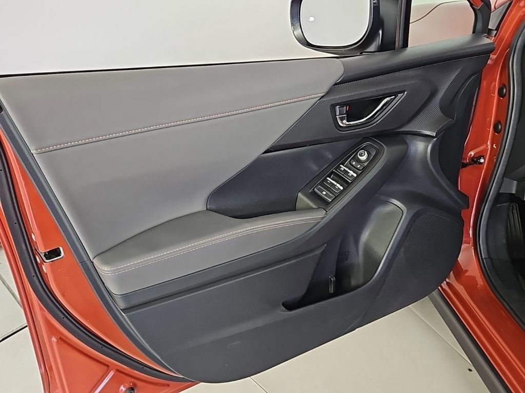 Certified 2024 Subaru Crosstrek 2.5i Limited w/ Crosstrek Mirror Package image 11