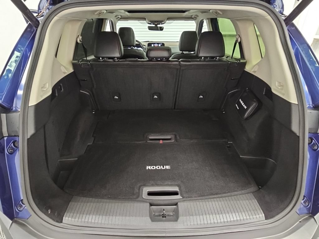 Used 2023 Nissan Rogue Platinum AWD/4WD image 33