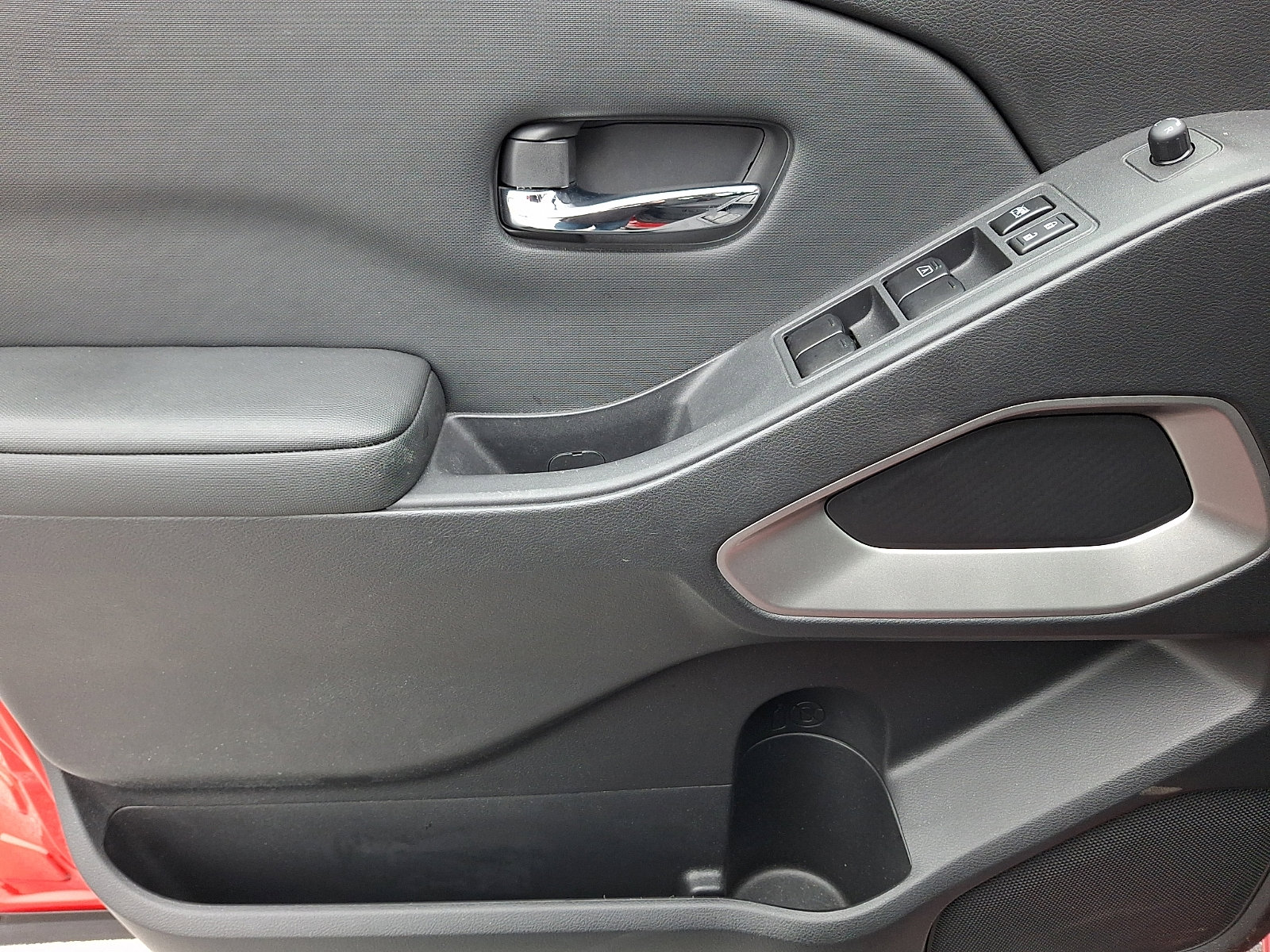 Used 2023 Nissan Frontier SV w/ SV Convenience Package image 13