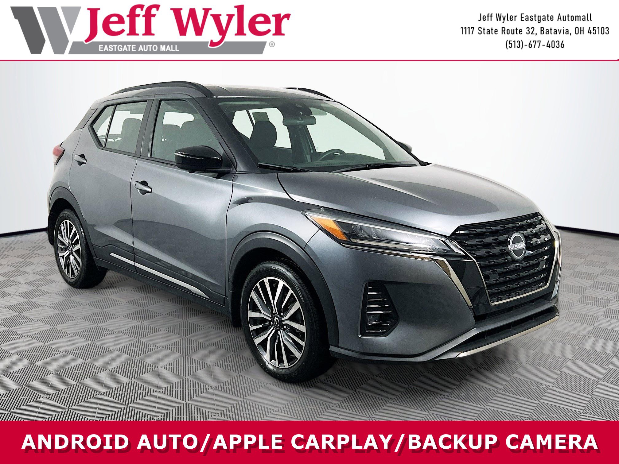 Used 2023 Nissan Kicks SR image 1