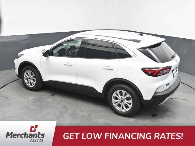 Used 2023 Ford Escape Active AWD/4WD image 34