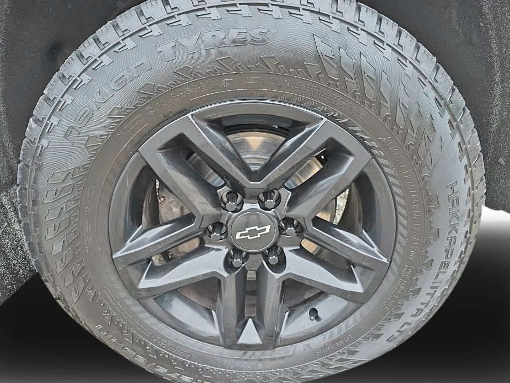 Used 2020 Chevrolet Silverado 1500 Custom Trail Boss w/ Custom Convenience Package AWD/4WD image 11