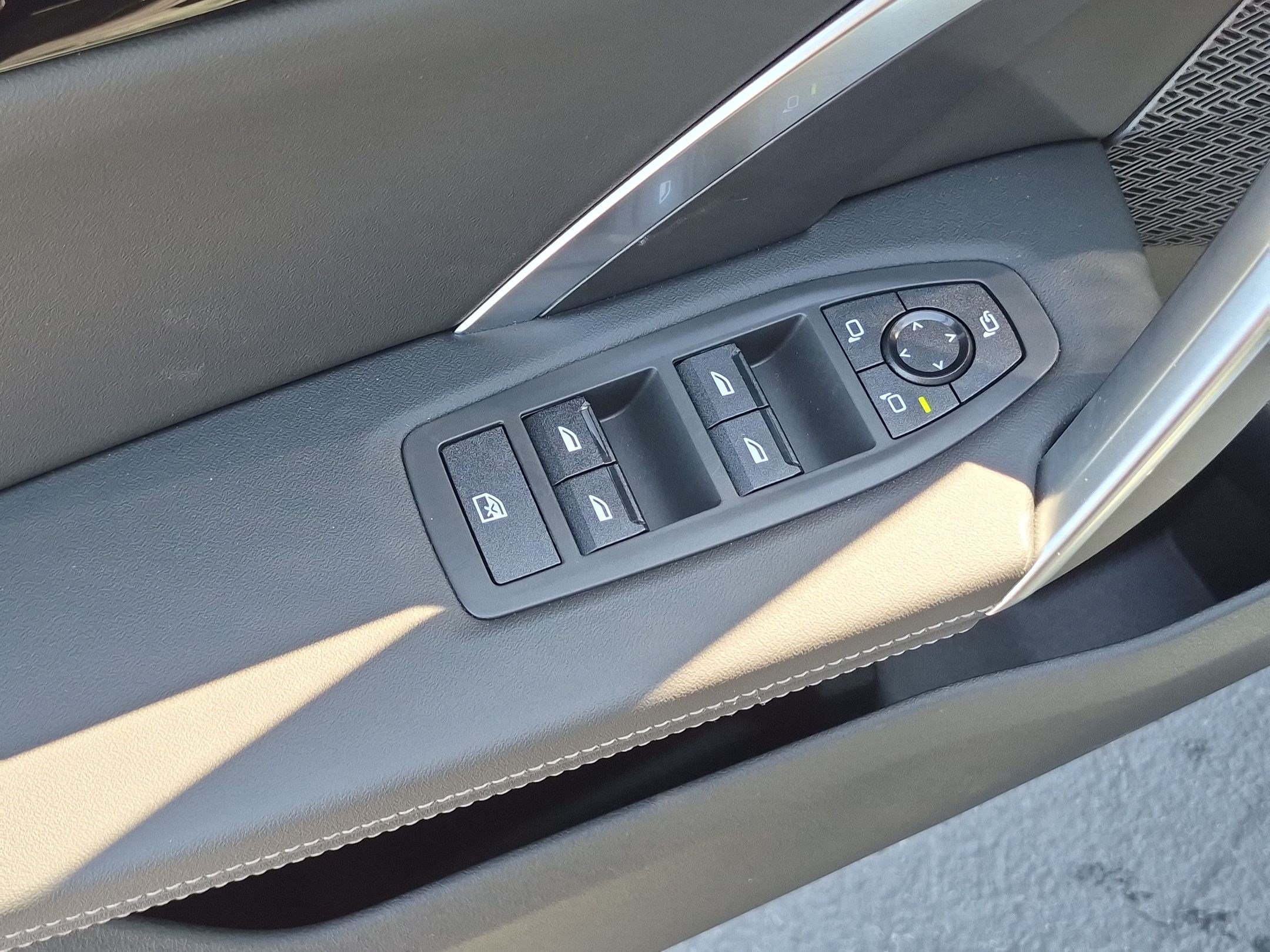 New 2027 BMW X1 xDrive28i AWD/4WD image 15