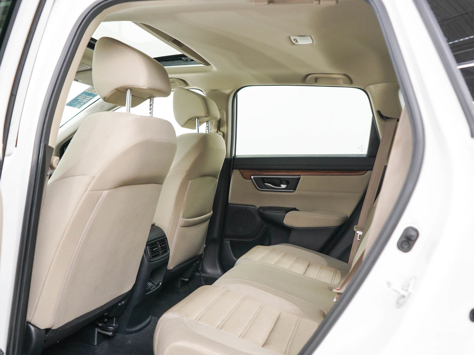Used 2021 Honda CR-V EX image 17