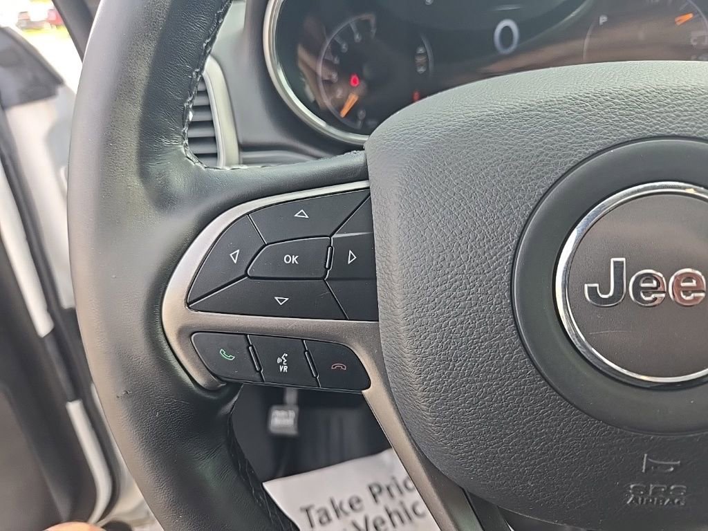 Used 2021 Jeep Grand Cherokee Laredo X AWD/4WD image 14