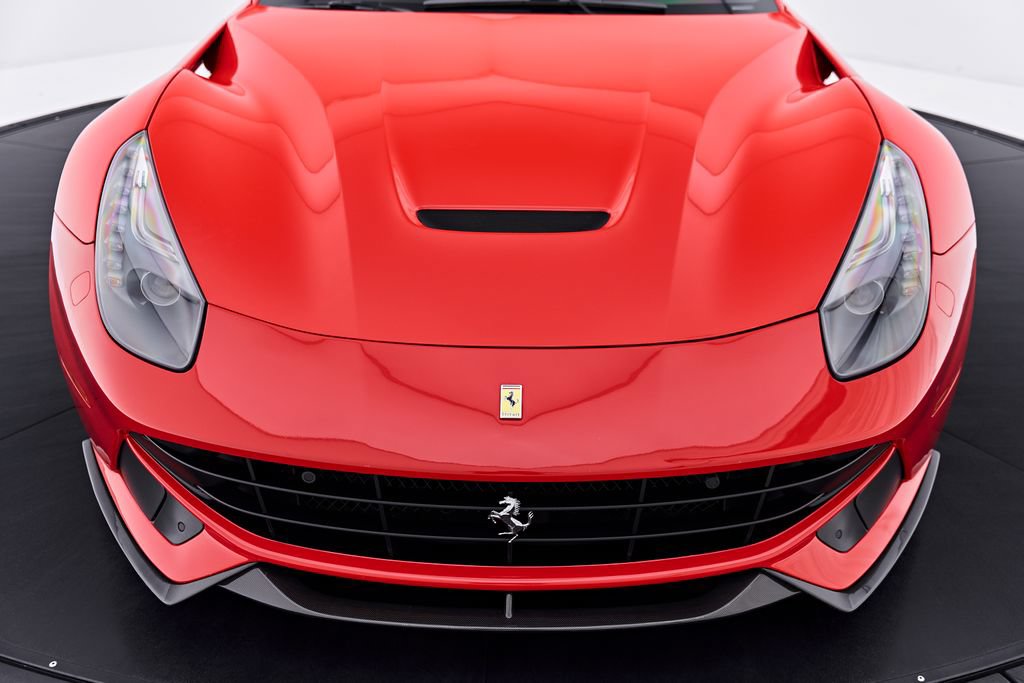 Used 2016 Ferrari F12 Berlinetta RWD image 22