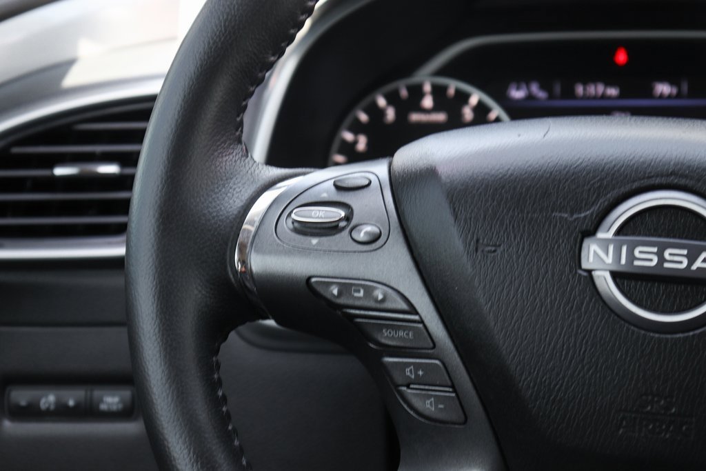 Used 2023 Nissan Murano SV w/ SV Midnight Edition Package image 23